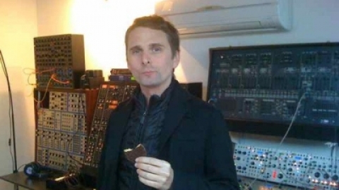 Matt Bellamy do Muse é o mais novo papai do rock