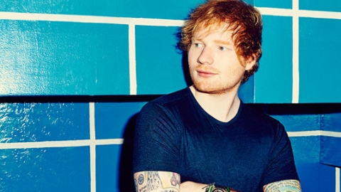 Ed Sheeran toma conta das paradas de álbuns e singles do Reino Unido