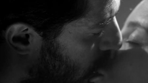 Silva lança clipe para sua versão de "Beija Eu" de Marisa Monte. Veja!