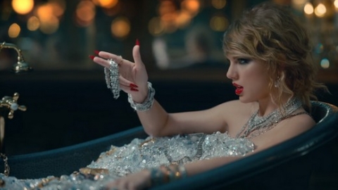 Taylor Swift desbanca "Despacito" e chega à primeira posição da parada norte-americana