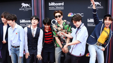 "Love Yourself 轉 'Tear'" do BTS é o primeiro álbum de K-pop a chegar ao topo da parada americana