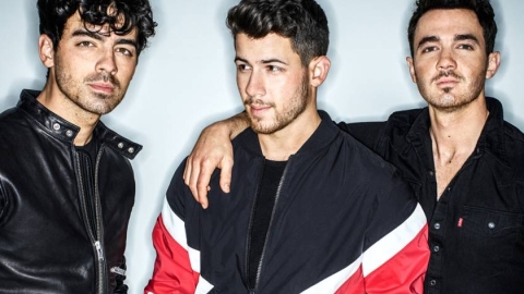 Jonas Brothers anunciam lançamento de um novo livro sobre suas vidas