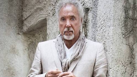 Tom Jones quer gravar com The Killers