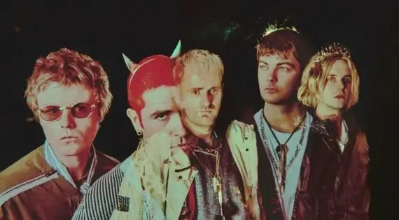 Fontaines D.C. em "Japan"; ouça com letra e tradução!