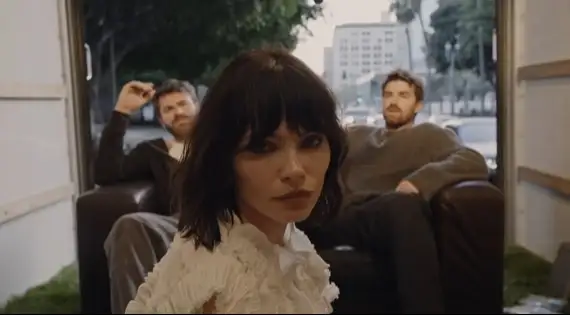 The Chainsmokers ft. Oaks